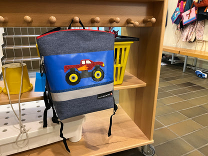 Kindergartenrucksack Leinen-Blache Monstertruck rot Glitzer